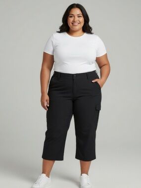 Riders by Lee Black “On the Go” Women’s Cargo Capri Pants - Size 18M